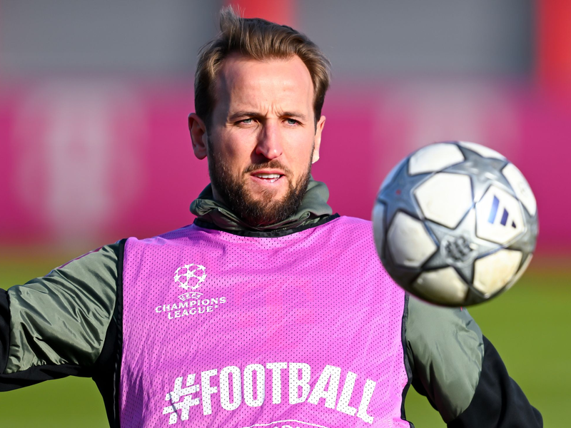 Harry Kane stand beim Abschlusstraining auf dem Platz. (Archivbild) - Foto: Sven Hoppe/dpa