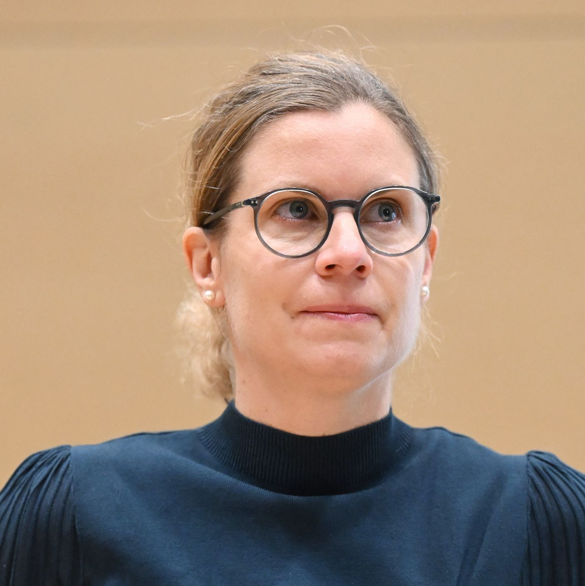 Klägerin Pia Aksoy wurde im März 2021 gegen das Corona-Virus geimpft. (Archivbild) - Foto: Uli Deck/dpa