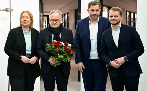 Bemühtes Lächeln in der SPD-Spitze.  - Foto: Tobias Schwarz/AFP POOL/dpa