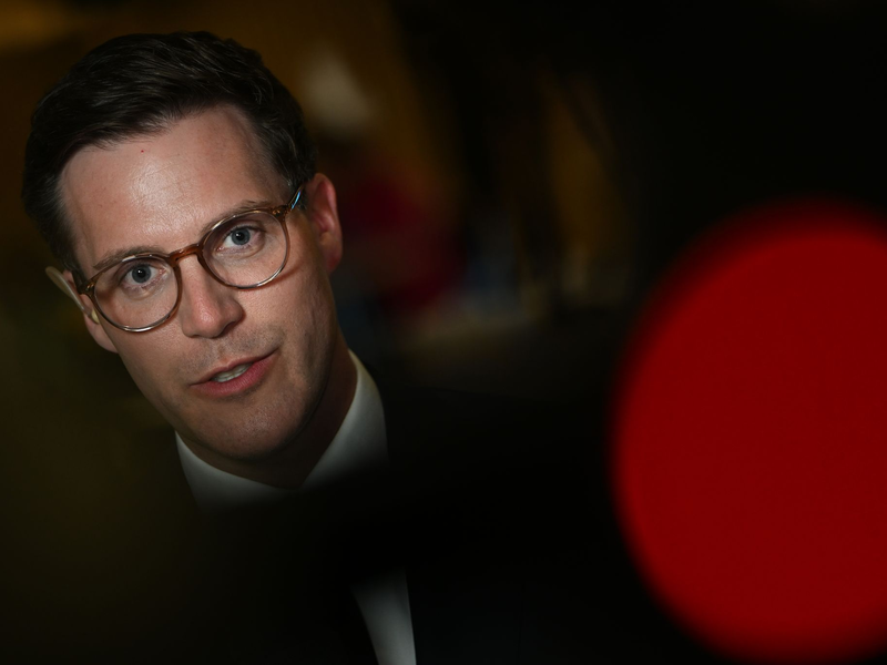 Manuel Hagel landete mit seiner CDU bei der Landtagswahl in Baden-Württemberg hauchdünn hinter den Grünen von Cem Özdemir. - Foto: Markus Lenhardt/dpa