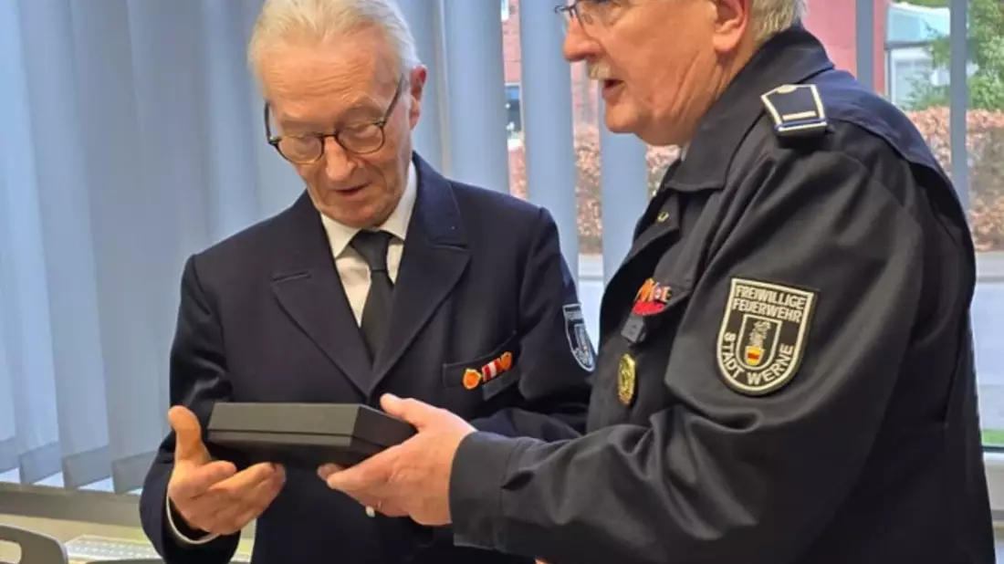 FW-WRN: Jahreshauptversammlung der Ehrenabteilung des Löschzuges Mitte - Bild: presseportal.de