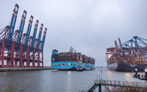 Hamburg blieb 2025 mit Abstand der wichtigste deutsche Hafen (Archivbild) - Foto: Axel Heimken/dpa