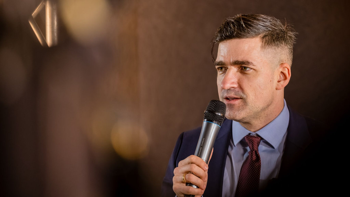 Martin Sellner gilt als  Führungsfigur der als rechtsextremistisch eingestuften Identitären Bewegung. (Archivbild) - Foto: Frank Hammerschmidt/dpa