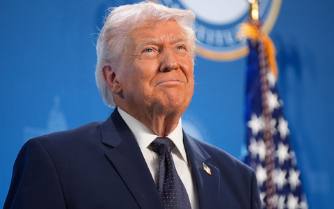 Mischte sich in den Fall auch ein: US-Präsident Donald Trump. (Archivbild) - Foto: Mark Schiefelbein/AP/dpa