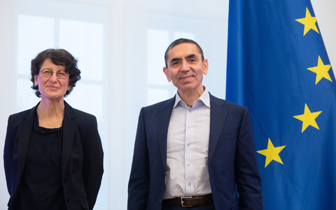 Ugur Sahin und Özlem Türeci hatten das Unternehmen Biontech gegründet. (Archivbild) - Foto: Boris Roessler/dpa