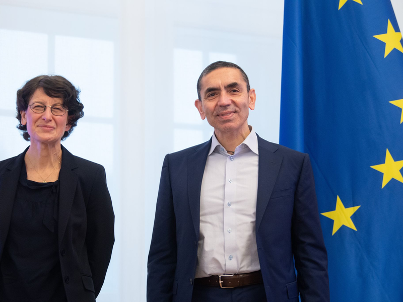 Ugur Sahin und Özlem Türeci hatten das Unternehmen Biontech gegründet. (Archivbild) - Foto: Boris Roessler/dpa