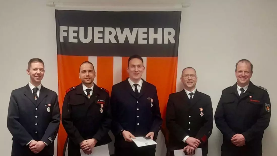 FF Olsberg: Löschgruppe Elpe zieht Bilanz für 2025 - Bild: presseportal.de