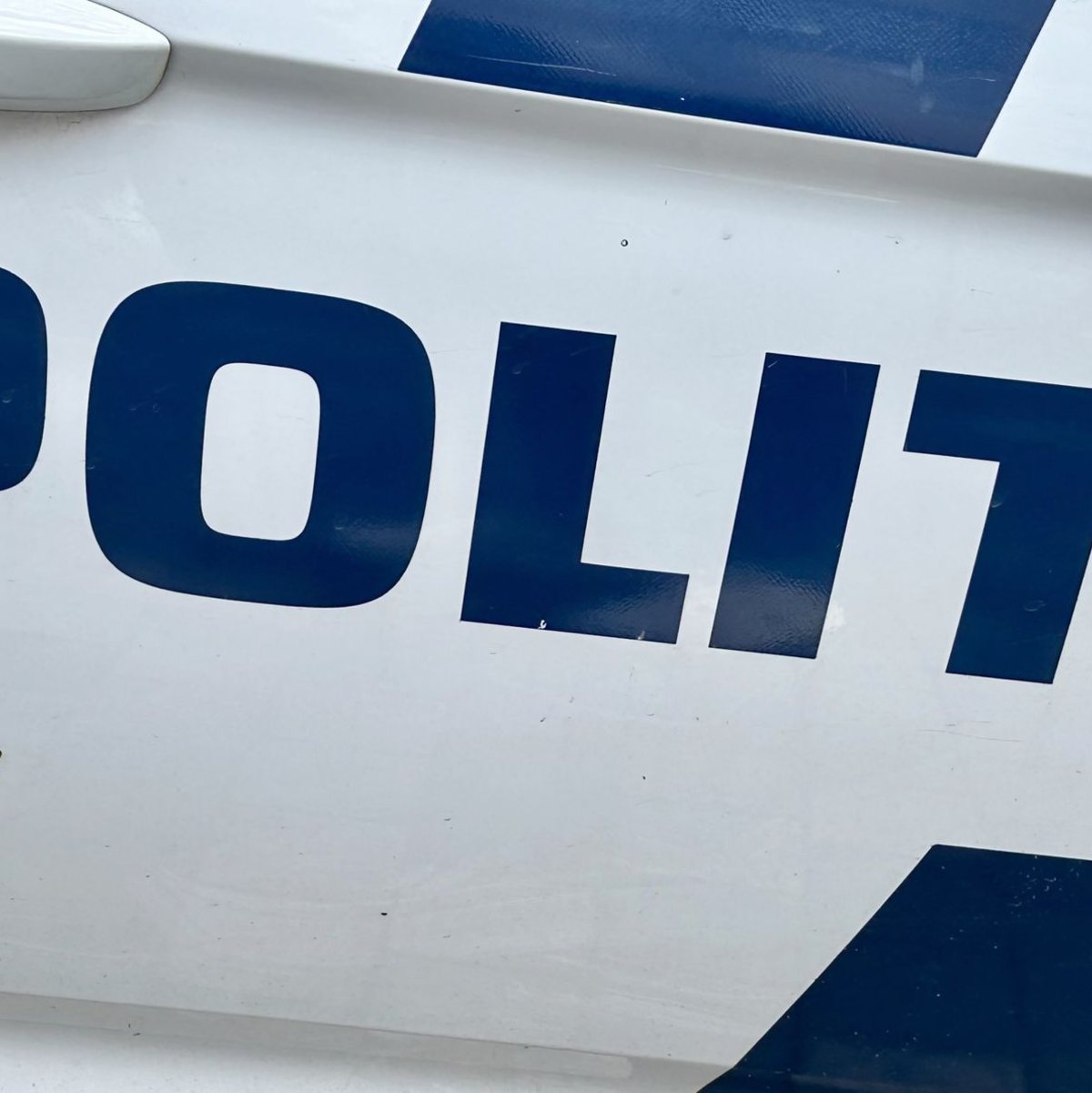 Nach eineinhalb Stunden des Bangens fand die Polizei das Baby in einem Hotelzimmer wieder. (Symbolbild) - Foto: Steffen Trumpf/dpa