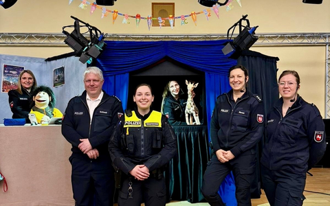 POL-HK: Munster: Präventionspuppenbühne der Polizeidirektion Lüneburg zu Gast in Munster - Foto: presseportal.de