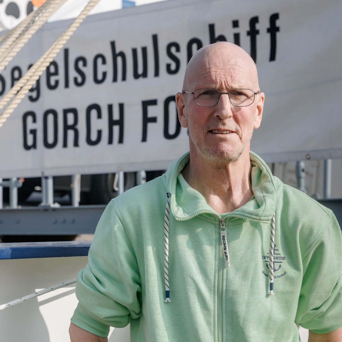 Donnerstag ist Kempckes Verabschiedung an Bord. - Foto: Markus Scholz/dpa