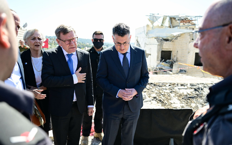 Thema sind unter anderem die Zerstörungen durch den Iran-Krieg. - Foto: Sebastian Christoph Gollnow/dpa