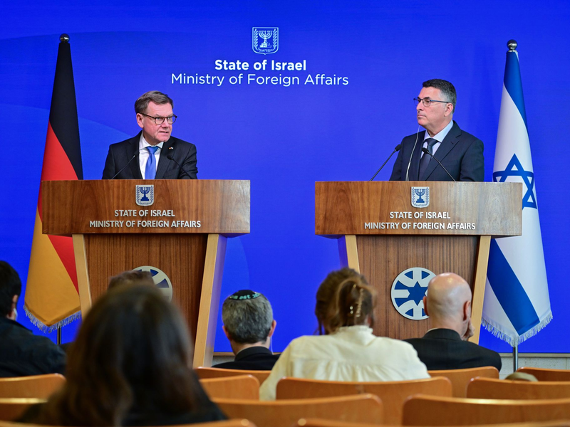 Der Krieg im Iran steht bei dem Treffen im Vordergrund.  - Foto: Sebastian Christoph Gollnow/dpa