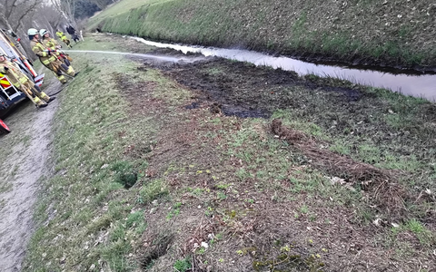 FW-OLL: Böschungsbrand im Moorgebiet - Foto: presseportal.de