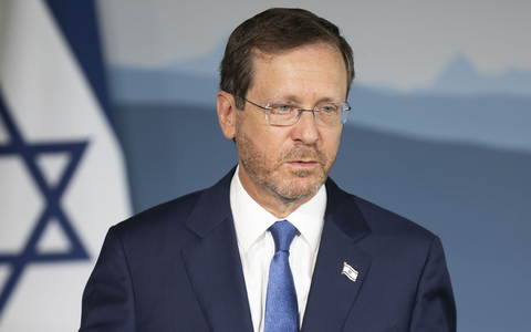 Herzog verteidigt die Angriffe auf iranische Ölfelder (Archivbild) - Foto: Peter Klaunzer/Keystone/dpa
