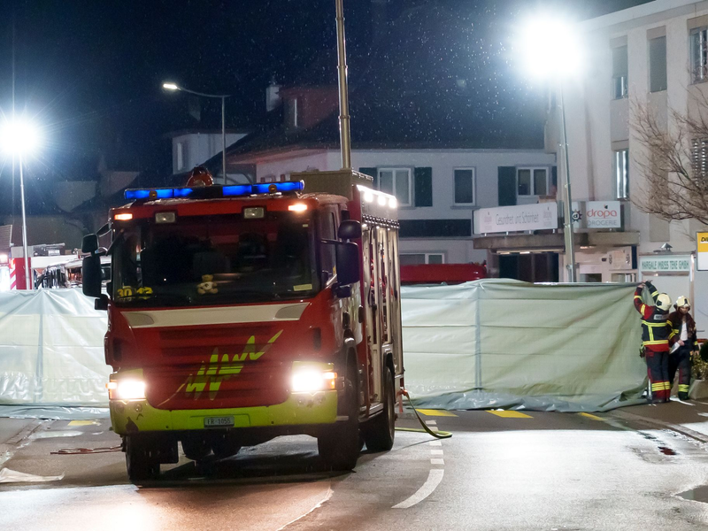 Bei dem Brand kamen nach Polizeiangaben sechs Menschen ums Leben. - Foto: Laurent Merlet/KEYSTONE/dpa