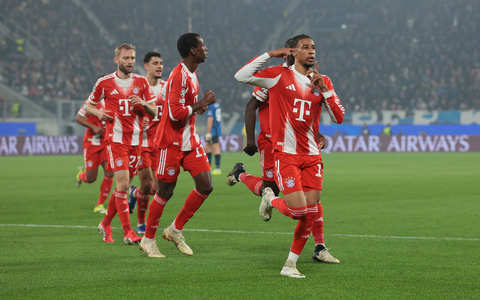 Der überragende Michael Olise jubelt nach seinem Tor im Arjen-Robben-Stil. - Foto: Jonathan Moscrop/CSM via ZUMA Press Wire/dpa