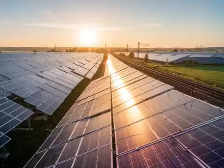 Trianel verkauft 70-Megawatt-Solarpark an Nuveen - Foto: über boerse-global.de