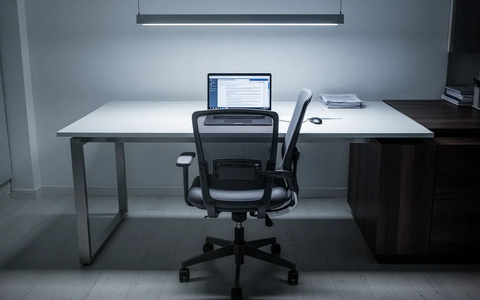 Ergonomie-Mängel verursachen Schmerz-Epidemie im Büro - Foto: über boerse-global.de
