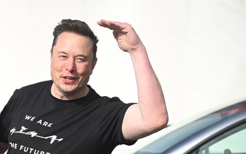 Elon Musk ist mit Abstand der reichste Mensch der Welt. (Archivbild) - Foto: Sebastian Gollnow/dpa