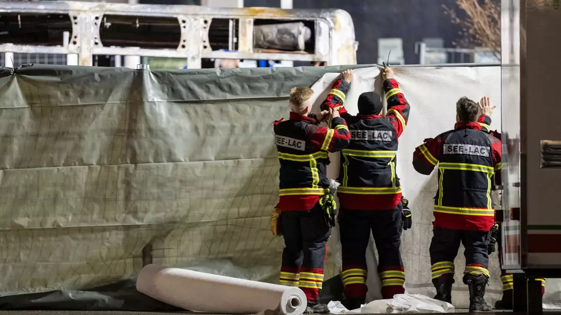 Sechs Menschen starben bei dem Brand. - Bild: Alessandro Della Valle/KEYSTONE/dpa