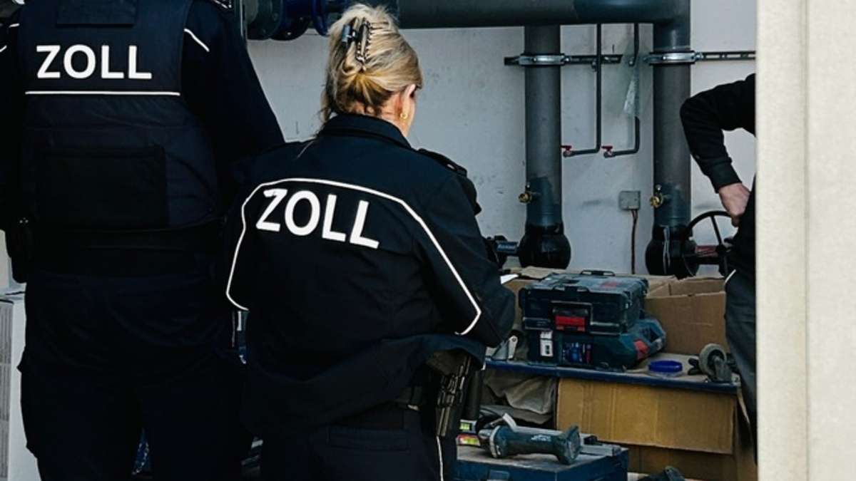 HZA-GI: Zoll nimmt bundesweit Baustellen unter die Lupe - Hauptzollamt Gießen deckt Verstöße in in Nord-, Ost- und Mittelhessen auf - Foto: presseportal.de