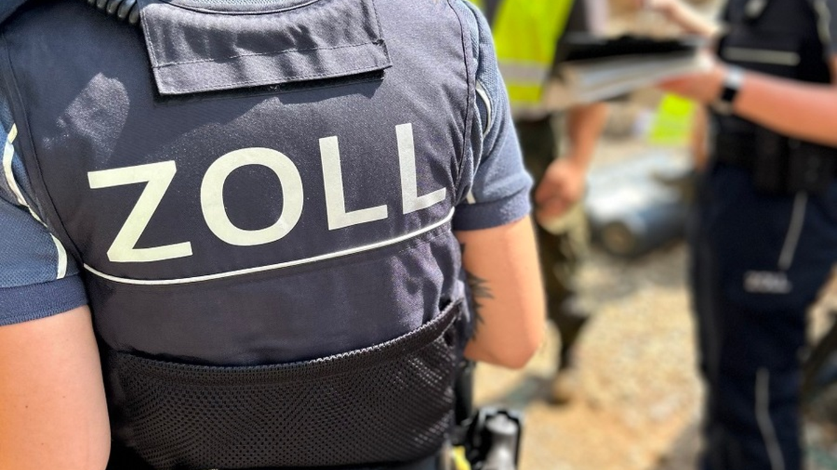 HZA-HN: Zoll überprüft das Baugewerbe - bundesweite Schwerpunktprüfung/ Heilbronner Zoll befragt mehr als 130 Personen - Foto: presseportal.de