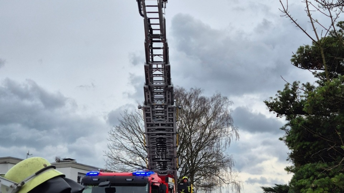 FW Ense: Kaminbrand - Foto: presseportal.de