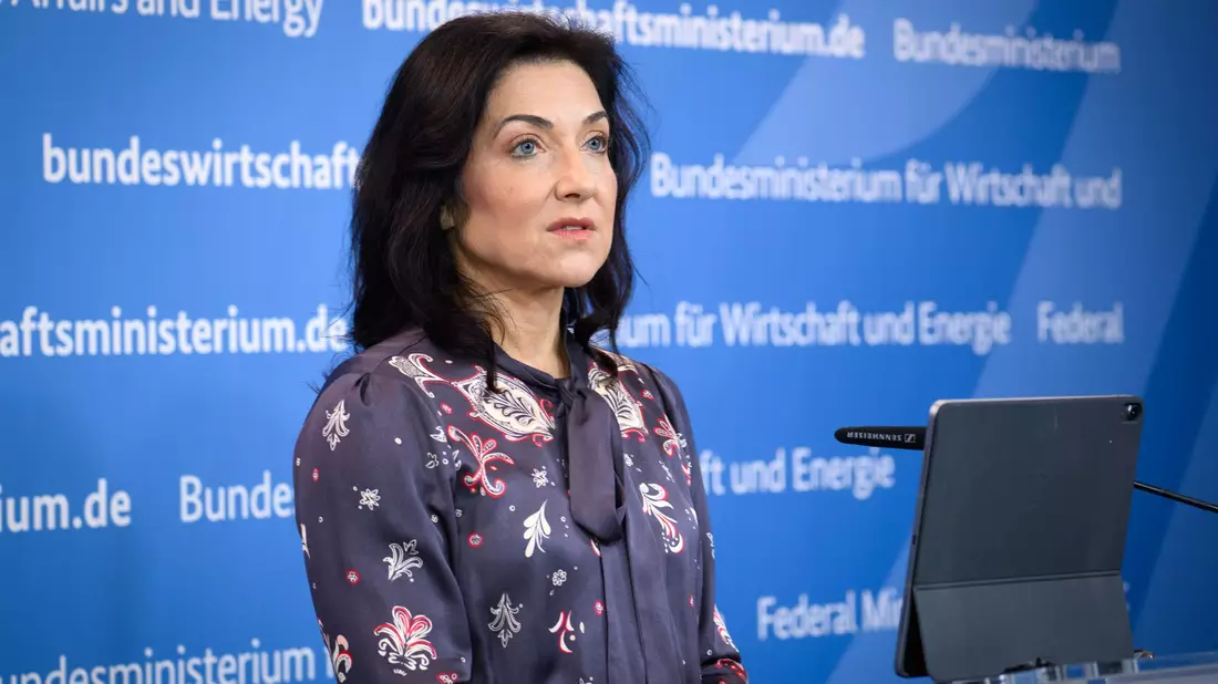 Deutschland hatte bereits angekündigt, Ölreserven freizugeben.  - Bild: Bernd von Jutrczenka/dpa