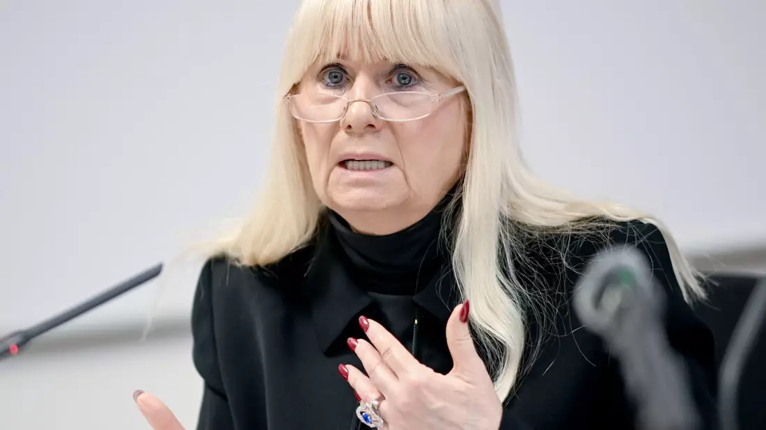 Berlins Innensenatorin Iris Spranger (SPD) verlangt Aufklärung zu Vorgängen in einem Jugendzentrum in Neukölln.  - Bild: Britta Pedersen/dpa