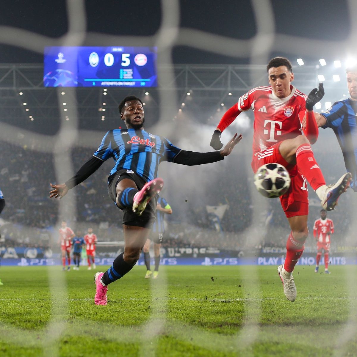 Der FC Bayern trifft gegen Bergamo fast nach Belieben. - Foto: Jan Woitas/dpa