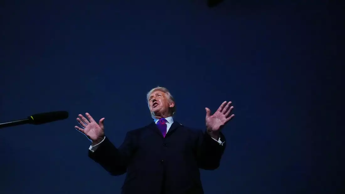 Trump sucht nach der Zollschlappe vor Gericht nach Alternativen.  - Bild: Julia Demaree Nikhinson/AP/dpa