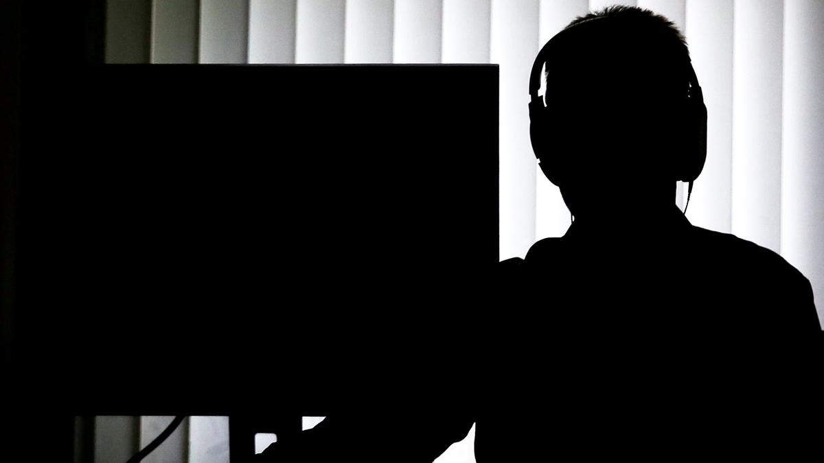 Die Sicherheitsbehörden sollen für bestimmte Zwecke Daten mit Hilfe von Künstlicher Intelligenz auswerten dürfen. (Symbolbild) - Foto: Christian Charisius/dpa