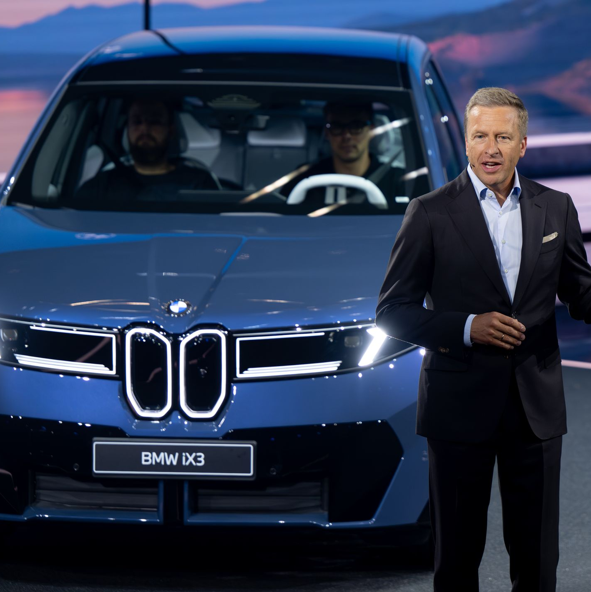 Oliver Zipse hinterlässt seinem designierten Nachfolger einen Konzern, der mit der aktuellen Krise bisher besser zurechtkommt als die deutsche Konkurrenz. (Archivbild) - Foto: Sven Hoppe/dpa