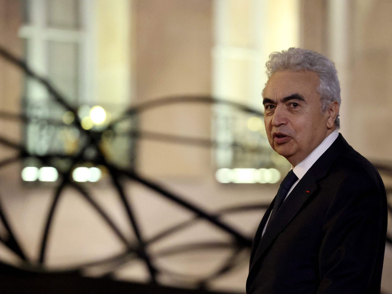 Der Iran-Krieg sorgt nach Angaben der Internationalen Energieagentur IEA für eine beispiellose Störung der Ölversorgung. (Archivbild) - Foto: Ludovic Marin/AFP/dpa