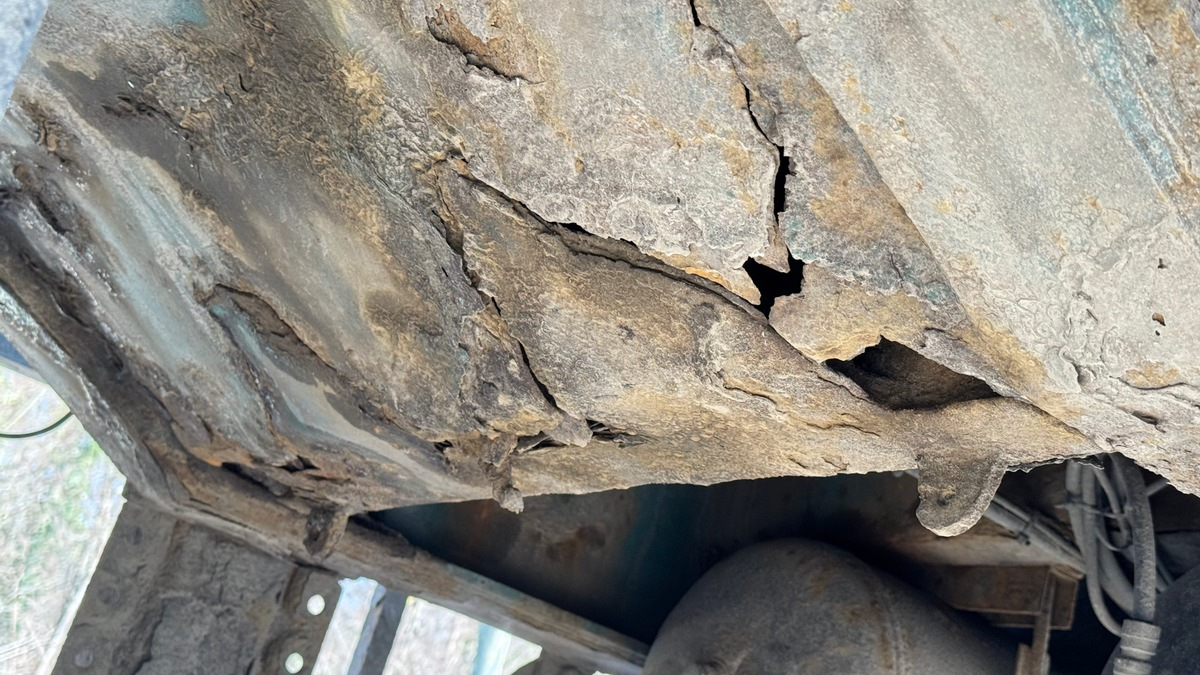 POL-BS: Lebensgefährdender Sattelzug gestoppt - Foto: presseportal.de