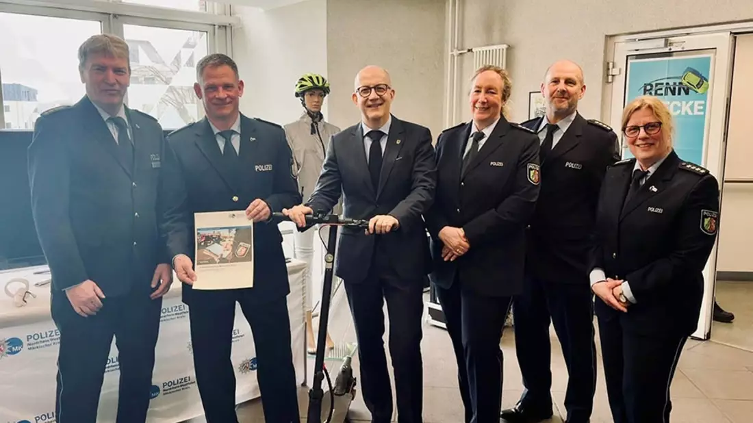 POL-MK: Weniger Tote, mehr Drogenverstöße und E-Scooter-Unfälle: Polizei hat die Unfallstatistik 2025 vorgestellt - Bild: presseportal.de