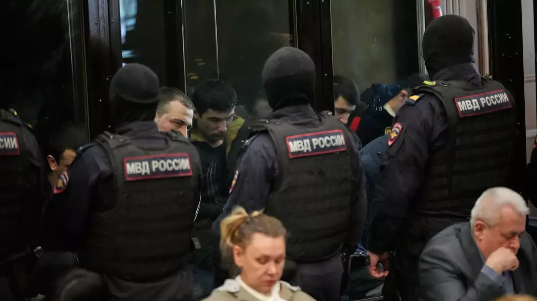 Ein russisches Militärgericht verhandelte unter Ausschluss der Öffentlichkeit. - Bild: Pavel Bednyakov/AP/dpa