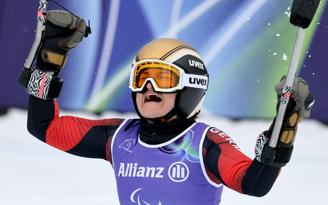 Anna-Lena Forster jubelt erleichtert über ihr zweites Gold. - Foto: Philipp von Ditfurth/dpa