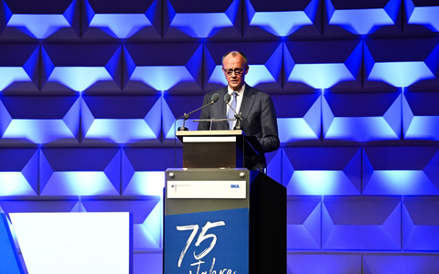 75 Jahre BKA sind nach Worten des Kanzlers eine Erfolgsgeschichte. - Foto: Soeren Stache/dpa