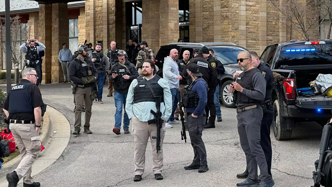 Das FBI ermittelt. - Bild: Corey Williams/AP/dpa