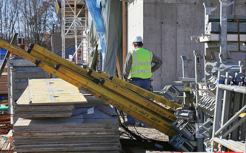 Bauarbeiter auf Baustelle (Archiv) - Foto: via dts Nachrichtenagentur