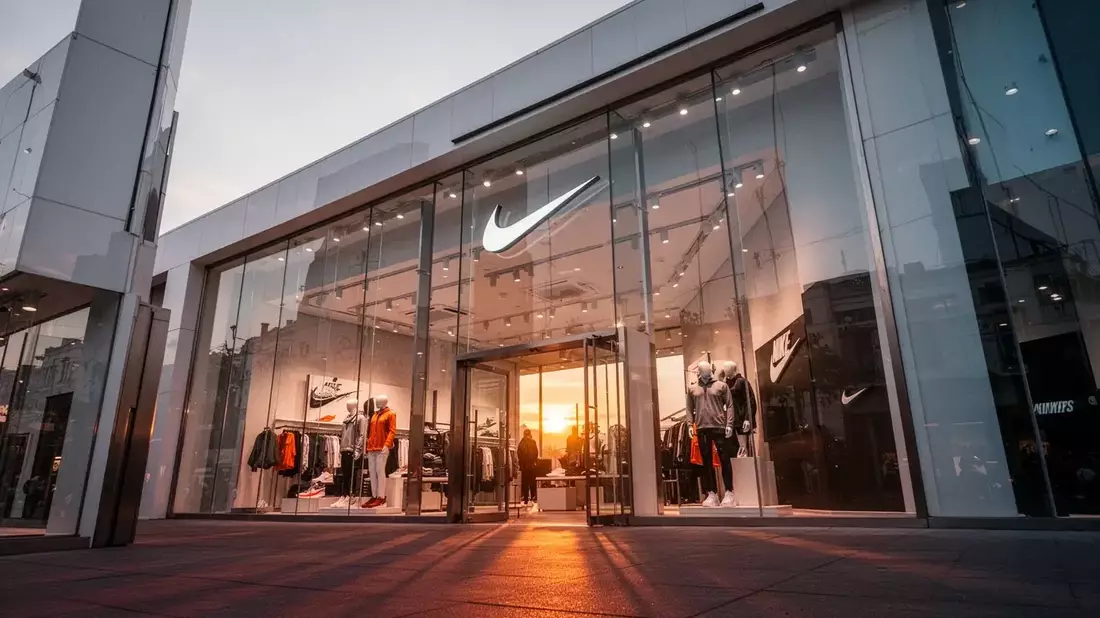 Nike Aktie: Analysten wittern Bodenbildung - Bild: über boerse-global.de