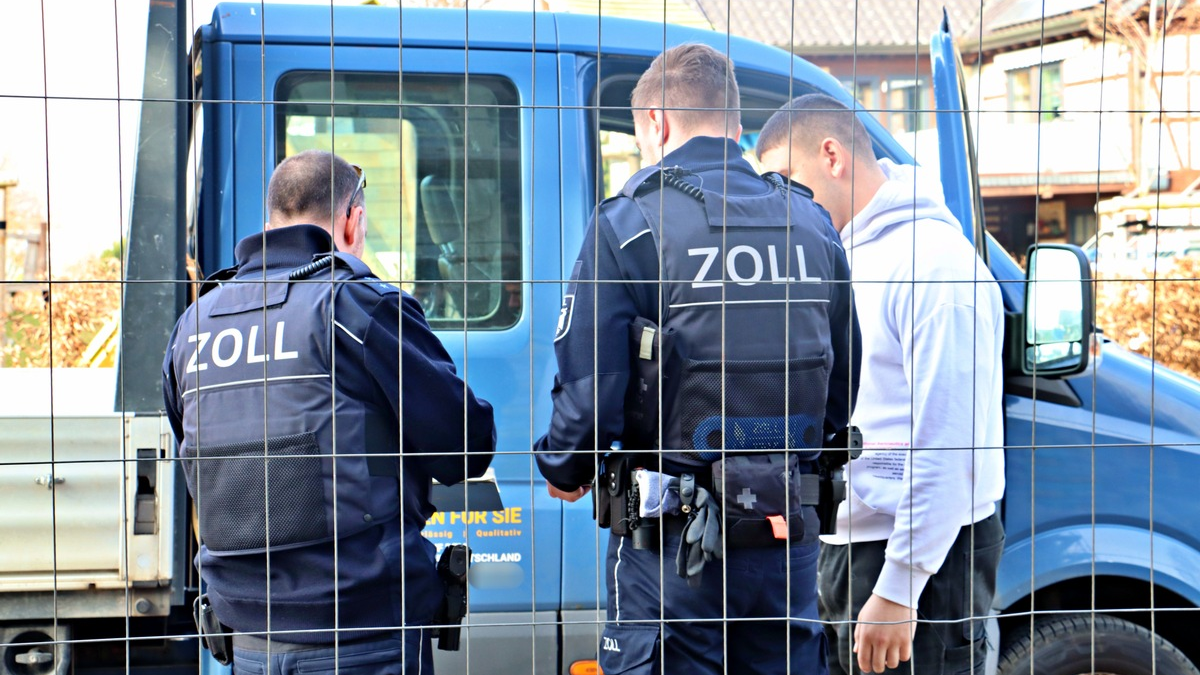 HZA-BS: ZOLL überprüft das Baugewerbe / bundesweite Schwerpunktprüfung - Foto: presseportal.de