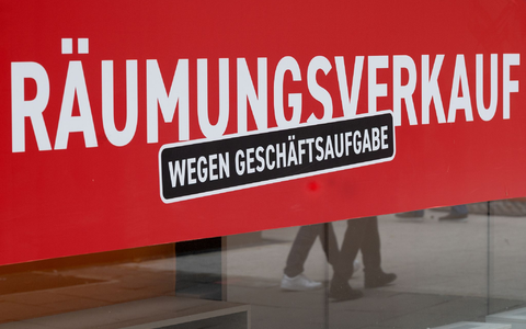 Viele Unternehmen müssen in der Wirtschaftskrise aufgeben (Archivbild).  - Foto: Bernd Weißbrod/dpa