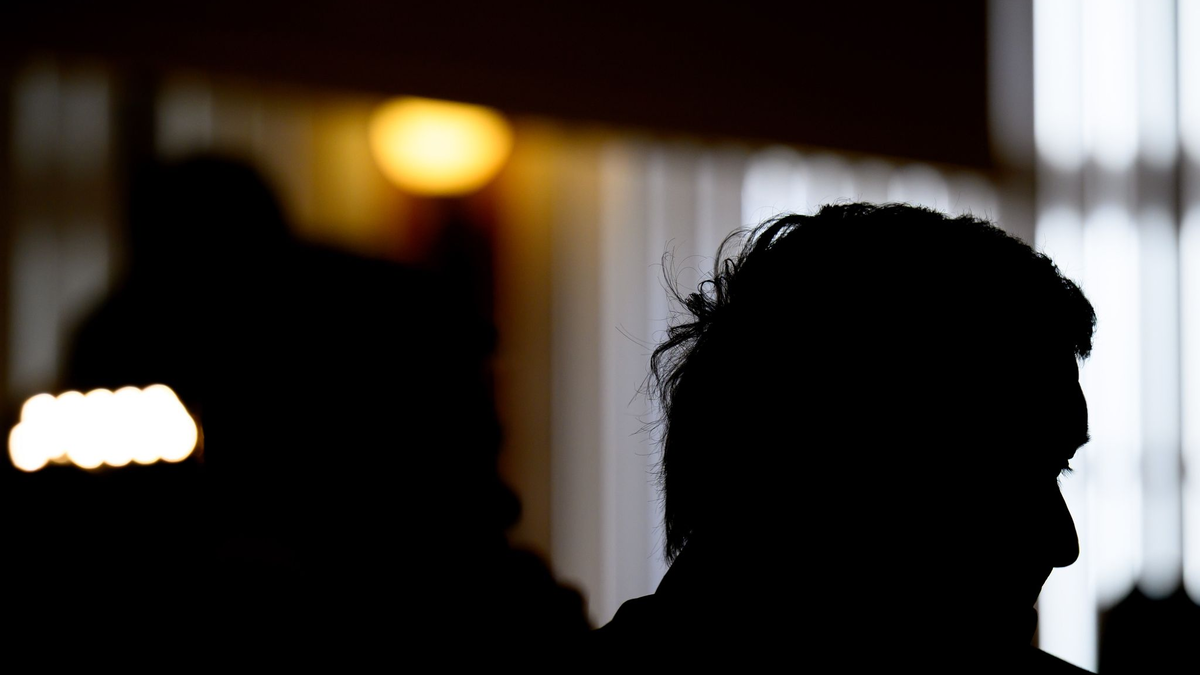 Der Busfahrer hat vor Gericht einen Fehler eingeräumt.  - Foto: Hendrik Schmidt/dpa