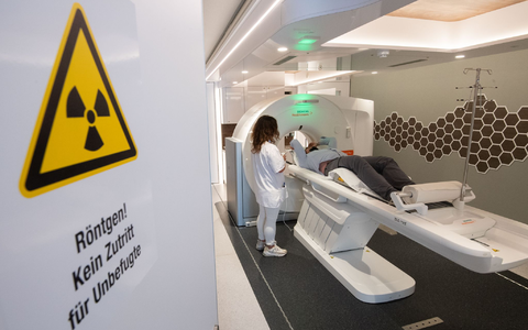 Experten zufolge gibt es schätzungsweise 2 Millionen Menschen in Deutschland, auf die die Kriterien zutreffen. (Symbolbild). - Foto: Julian Stratenschulte/dpa