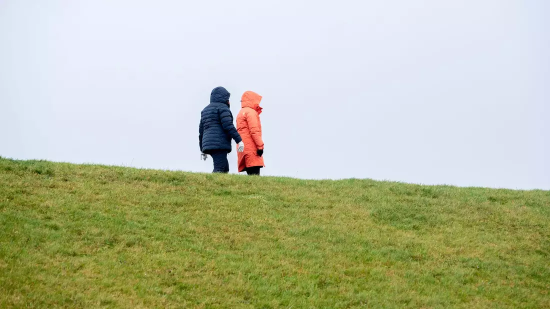 Ein Tief beeinflusst das Wetter in Deutschland am Wochenende. (Archivbild) - Bild: Hauke-Christian Dittrich/dpa