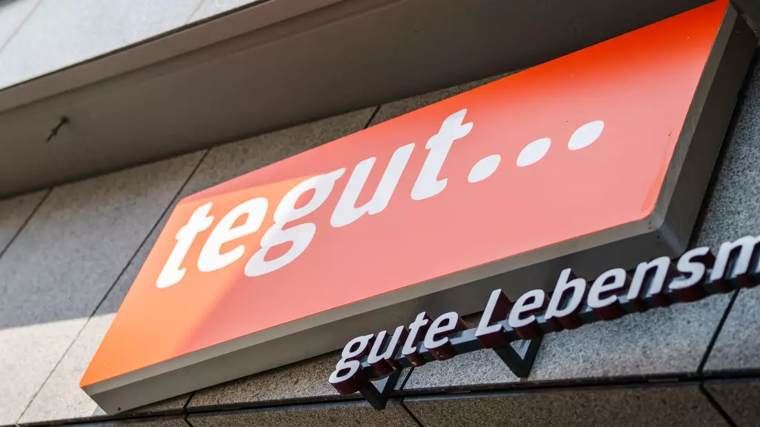 Die Marke Tegut wird verschwinden. - Bild: Andreas Arnold/dpa