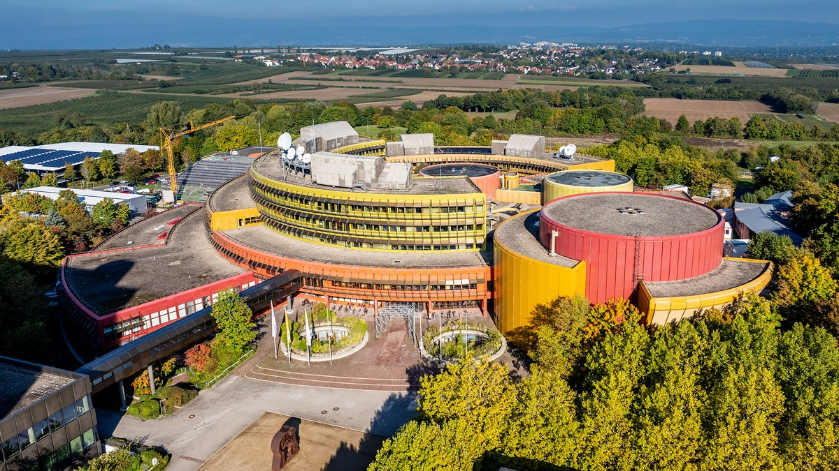 ZDF-Fernsehrat widmet sich ZDFinfo, phoenix, KiKA, 3sat und ARTE / Norbert Himmler: Sender erreichen Menschen in unterschiedlichen Lebenswelten - Foto: presseportal.de