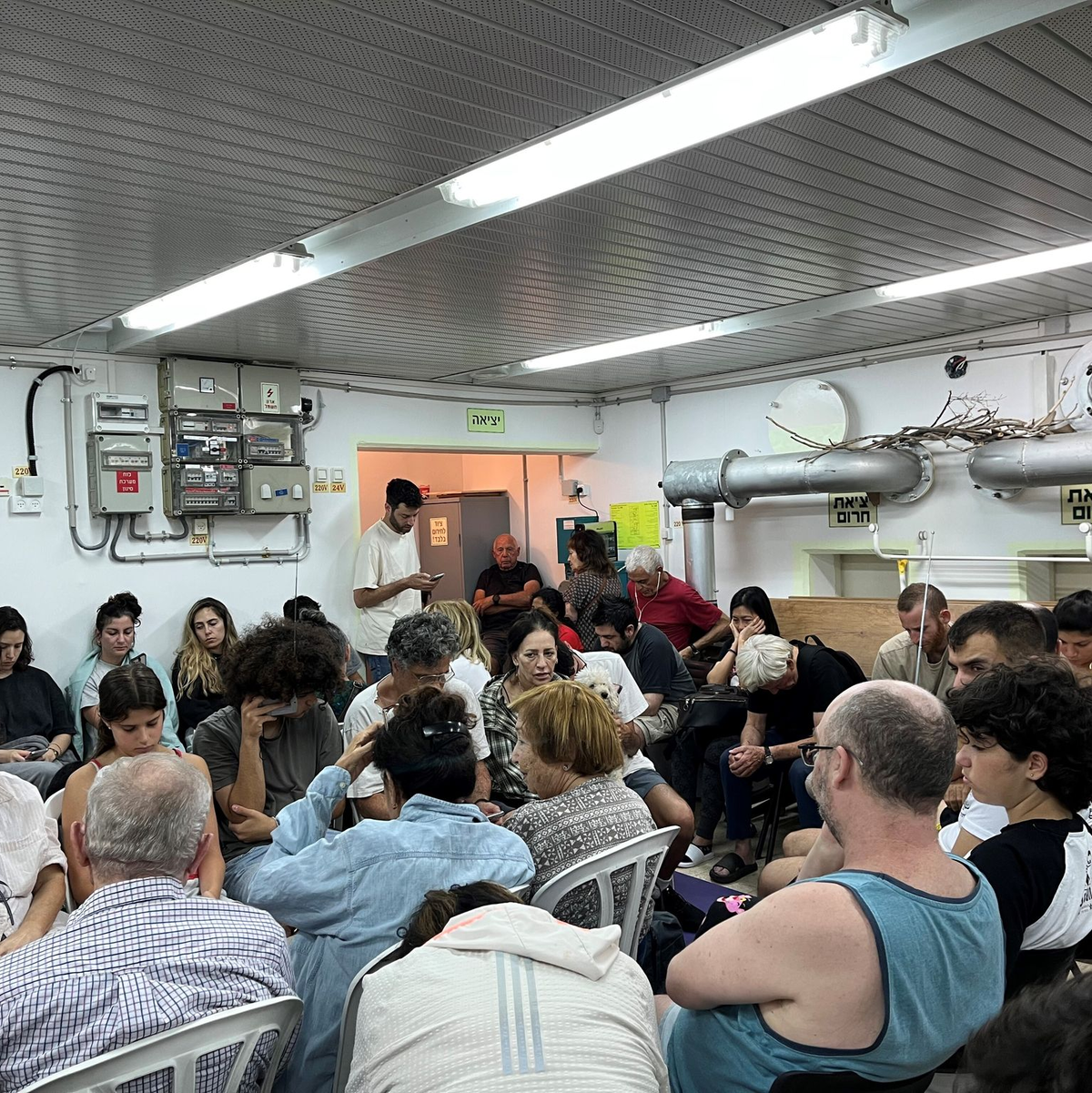  In vielen Wohnhäusern, öffentlichen Gebäuden oder unter Einkaufszentren in Israel gibt es Schutzräume für die Bevölkerung. (Archivbild) - Foto: Sara Lemel/dpa